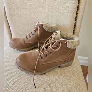 DLG boots